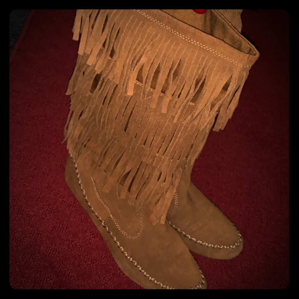Lauren Conrad Mid Calf Moccasin Boots Size 38/8